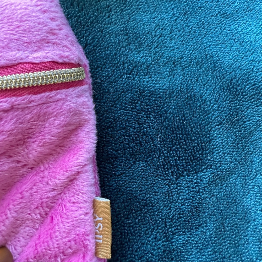 ipsy Pink Quilted Pouch with Gold Accents - Picture 2 of 5